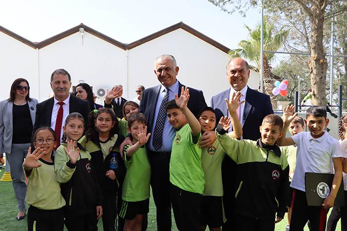 ​​​​​​​Yeni bina ile okula dört modern sınıf, idari bölümler, öğretmenler odası ve geniş bir oyun parkı kazandırıldı. Tarihi okul binası da kapsamlı bir tadilat sürecinden geçirildi.